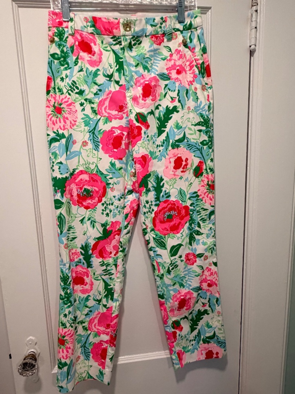 Lilly Pulitzer golf pants - size 8 - fun floral pattern